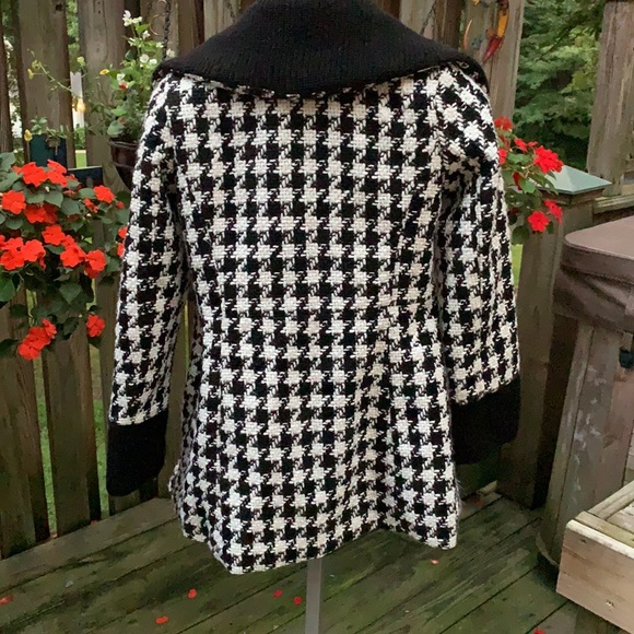 Heavy winter coat - Picture 4 of 6